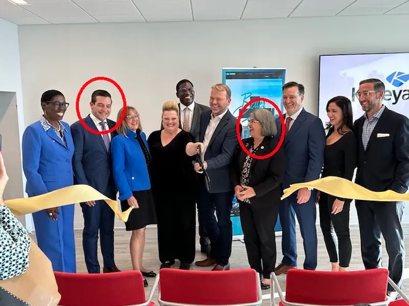 Presupuesto del Viejo MIA y un Nuevo Aeropuerto en la Mesa 5 Kevin Cabrera y Daniella Levine Cava