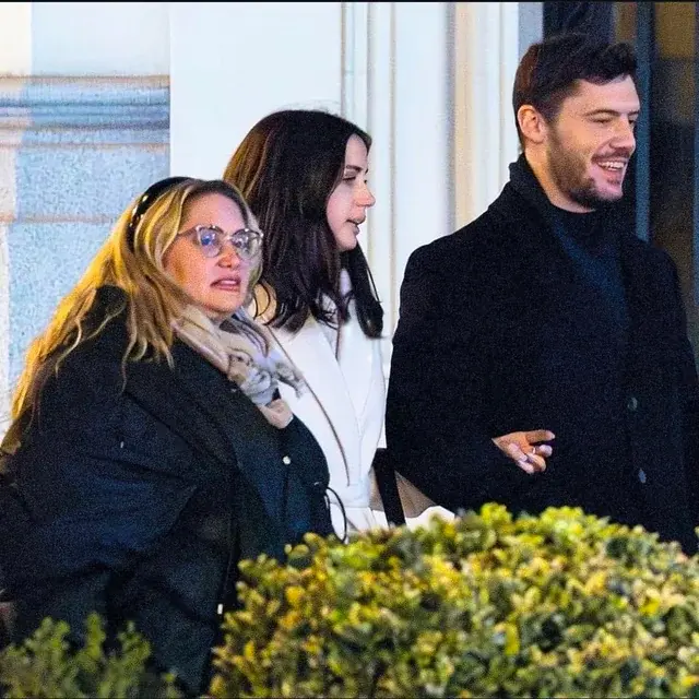 Ana de Armas and the Intense Controversy in Miami-Dade: #NoMoreAnaDeArmas 5 Ana de Armas and the Intense Controversy in Miami-Dade: #NoMoreAnaDeArma