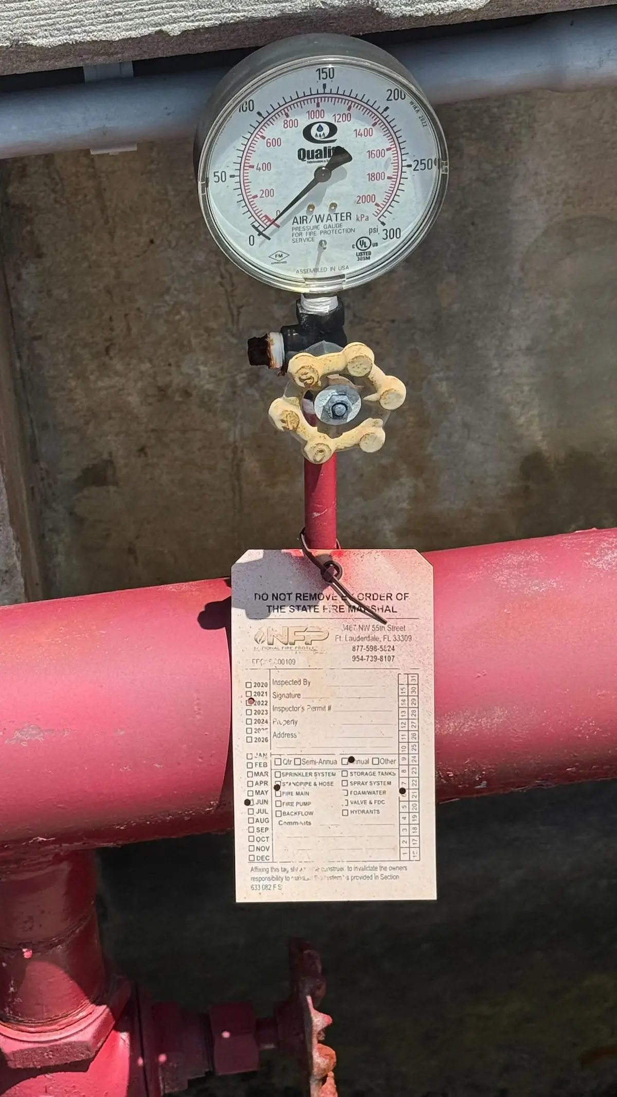 Alerta en Matheson Hammock Marina: Acción Ante Falta de Presión en Bombas de EmergenciaAlert at Matheson Hammock Marina: Action Needed Due to Lack of Pressure in Emergency Pumps.